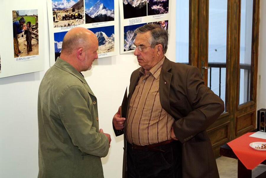 Фотоизложба, посветена на 100 годиния юбилей на Клуба по пешеходен туризъм „Трапезица 1909“