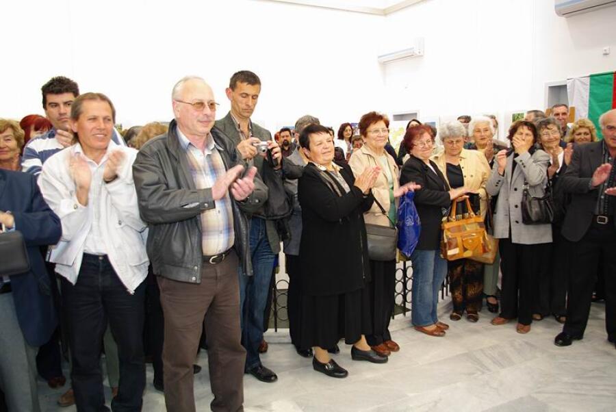 Фотоизложба, посветена на 100 годиния юбилей на Клуба по пешеходен туризъм „Трапезица 1909“