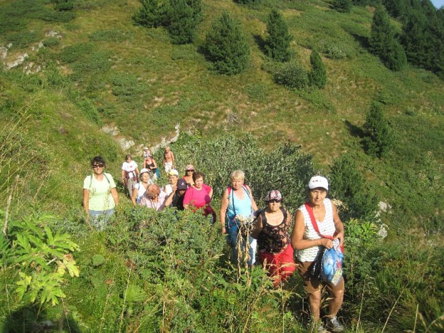 С разнообразни прояви бе изпълнено лятото на туристите ветерани
