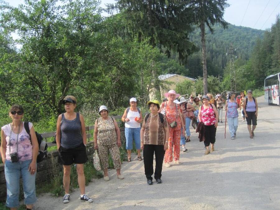 С разнообразни прояви бе изпълнено лятото на туристите ветерани
