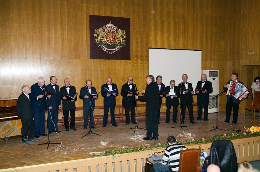 Концерт по случай 111 години от създаването на ТД „Трапезица 1902“