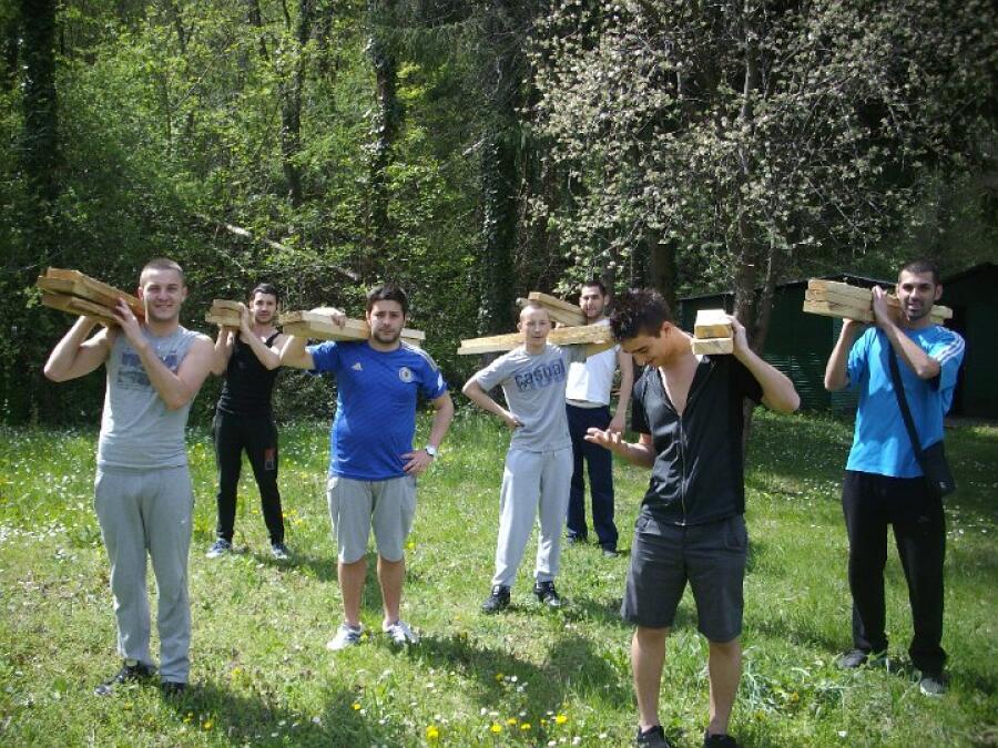 Продължава възстановяването по екопътеката към Преображенския манастир