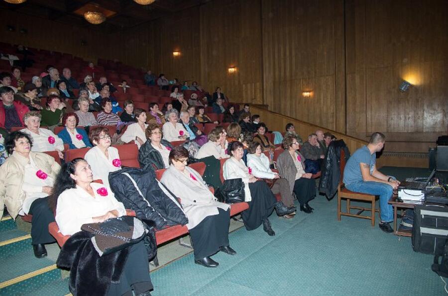 Традиционен коледен концерт