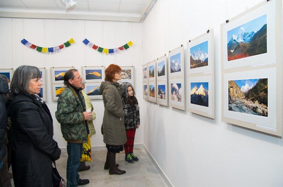 Фотоизложба „Мечти по върховете“