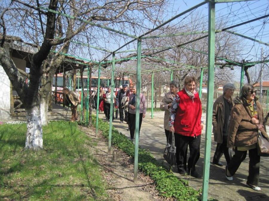 Туристите ветерани през април – инициативи и екскурзии