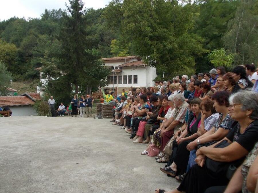 Пета юбилейна пенсионерска туристическа среща