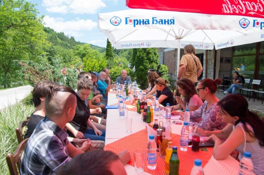 Откриване на младежка скулптурна колония „Светът на приказките в скулптура”