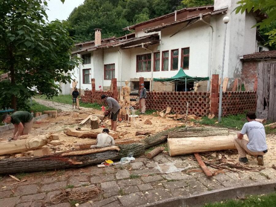 Светът на приказките оживява в парк Ксилифор