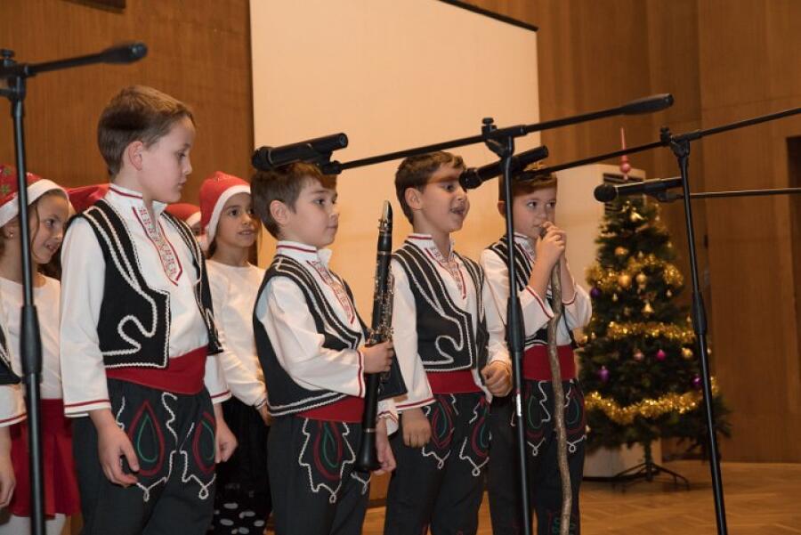 Традиционен коледен концерт