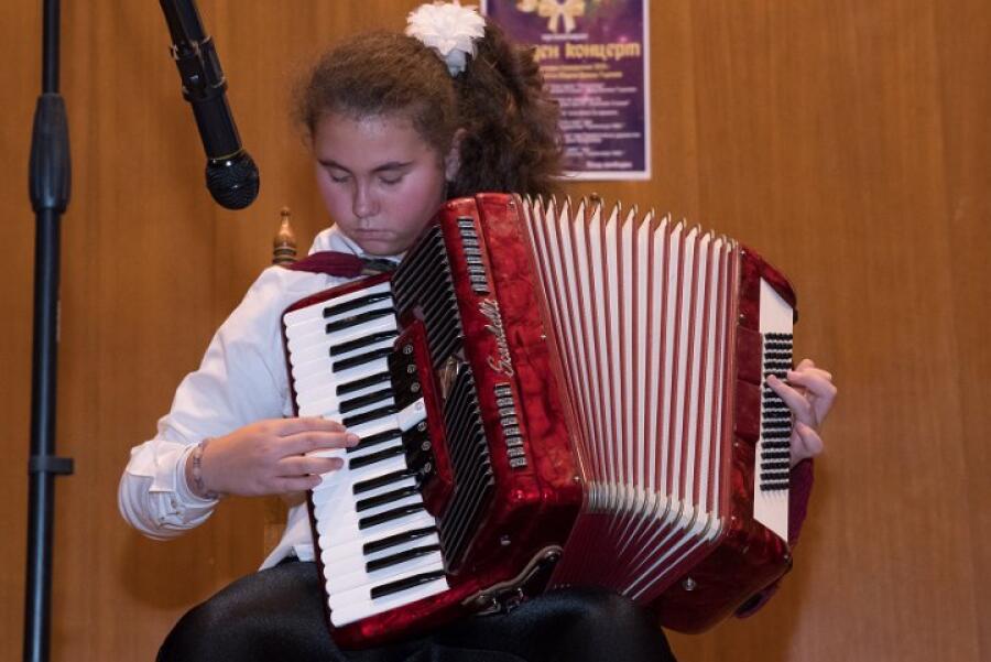 Традиционен коледен концерт