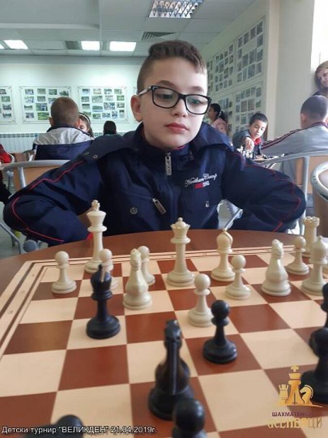 Детски вътрешен турнир по шах "Великден"