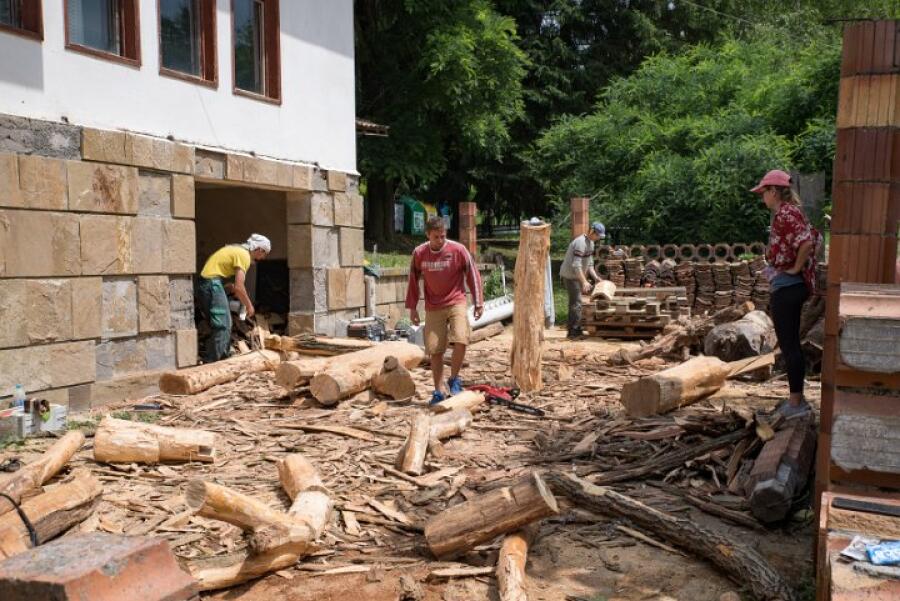 Интерактивни арт инсталации създават млади скултори от ВТУ на Ксилифор