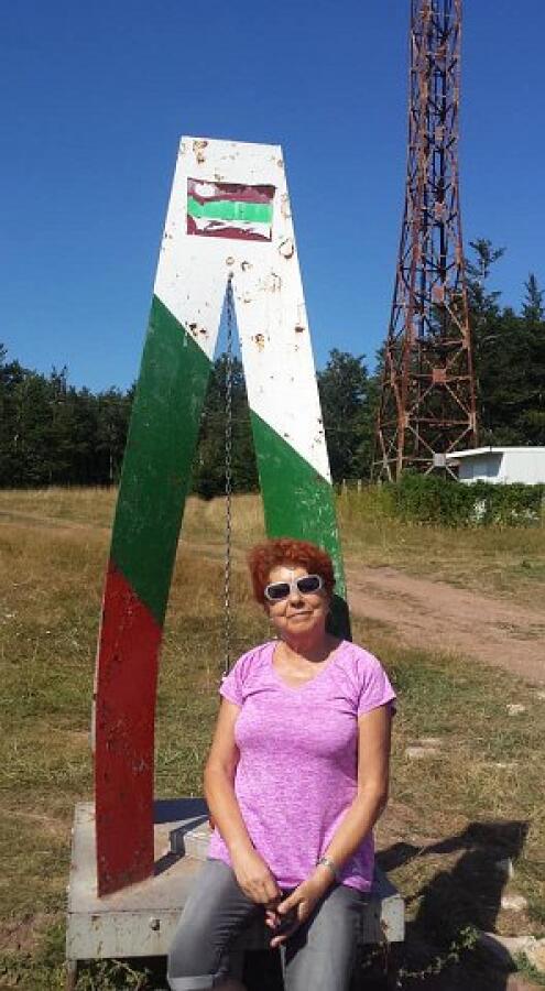 Планинарите от клуба на туристите ветерни отбелязаха Деня на туризма с изкачавания на връх Исполин