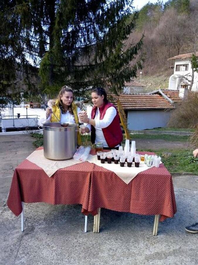 Осмомартенски поход на жените до Ксилифор