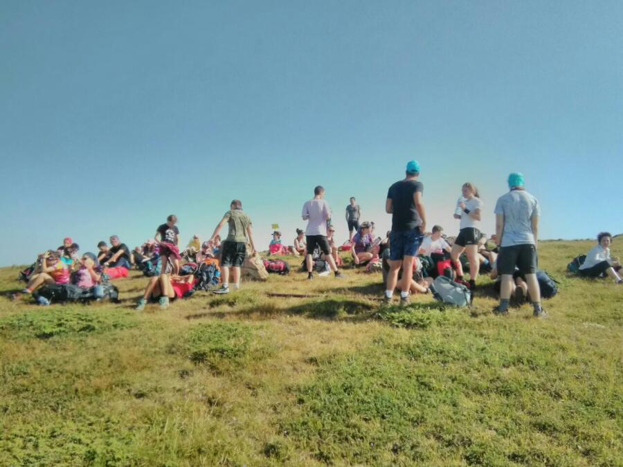Сборна група от ученици поеха по маршрут в Стара планина