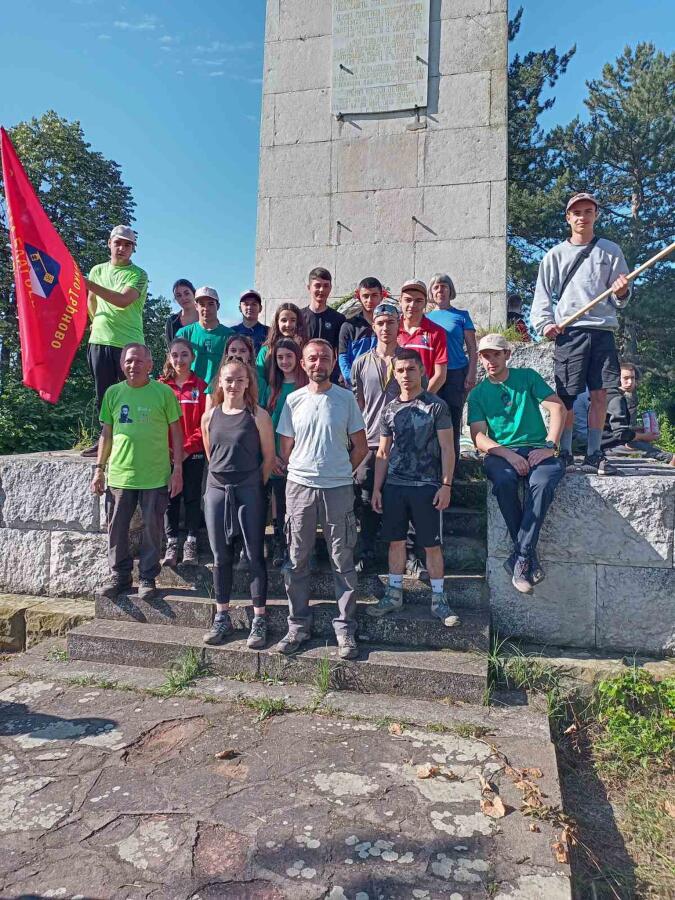 76 национален туристически поход "По пътя на Ботевата чета Козлодуй - Околчица"