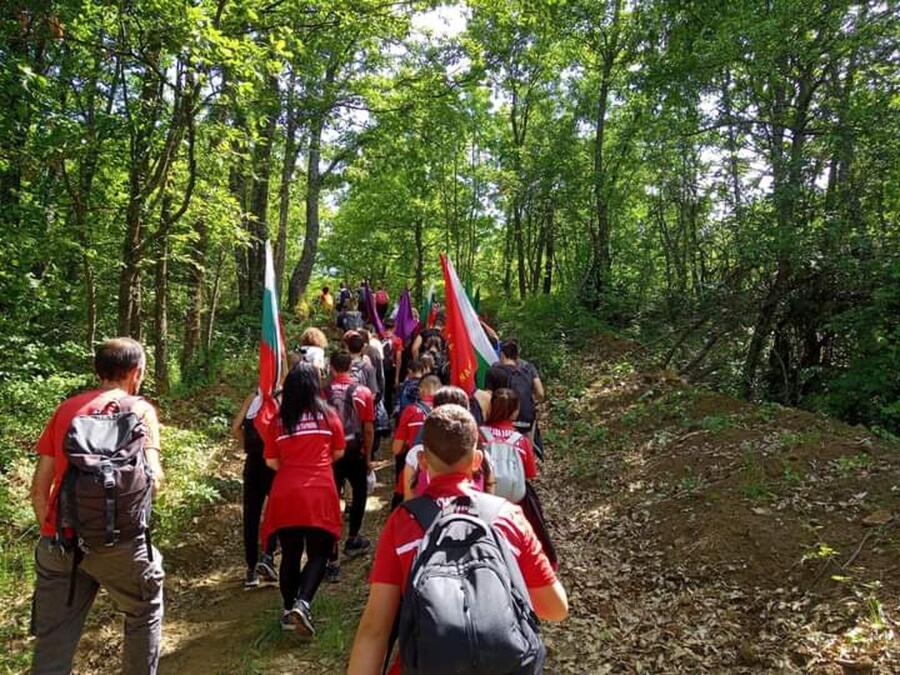 Национален туристически поход "По пътя на четата на поп Харитон и Бачо Киро"