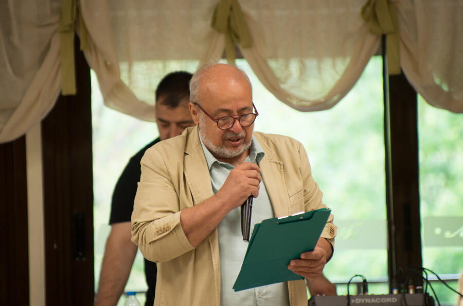 Фестивалът „Горска фолклория“ събра състави от Велико Търново в подкрепа на децата от центровете „Цветарска"
