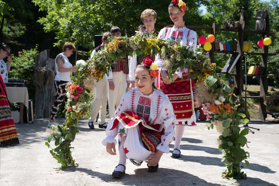 Еньовден на Ксилифор – слънце, билки и български дух