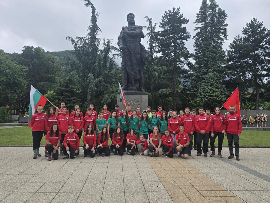 За седми пореден път младежите от ЮТК „Царевец“ при ТД „Трапезица-1902“ поеха по пътя на Ботевата чета